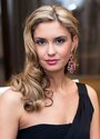 Агата Муцениеце Агата Муцениеце
