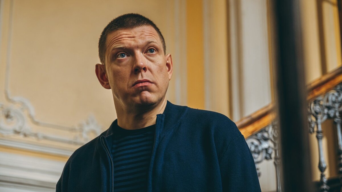 Кадр из сериала «Против всех» (2023)