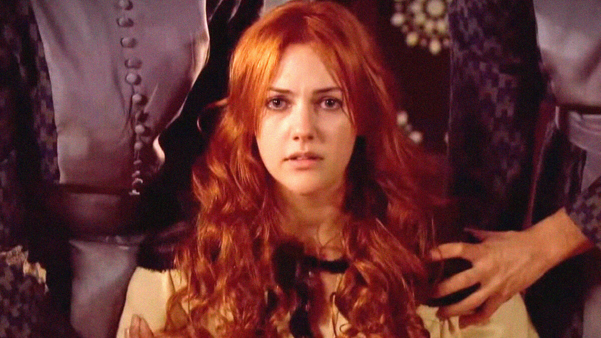 Весь мир знает Хюррем, как рыжую бестию, но так ли было в реальности? Только два человека смогли описать ее внешность Кадр из сериала «Великолепный век»