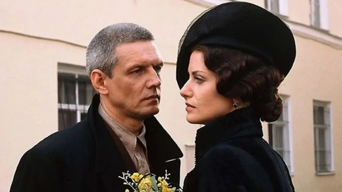 Кадр из сериала "Мастер и Маргарита"