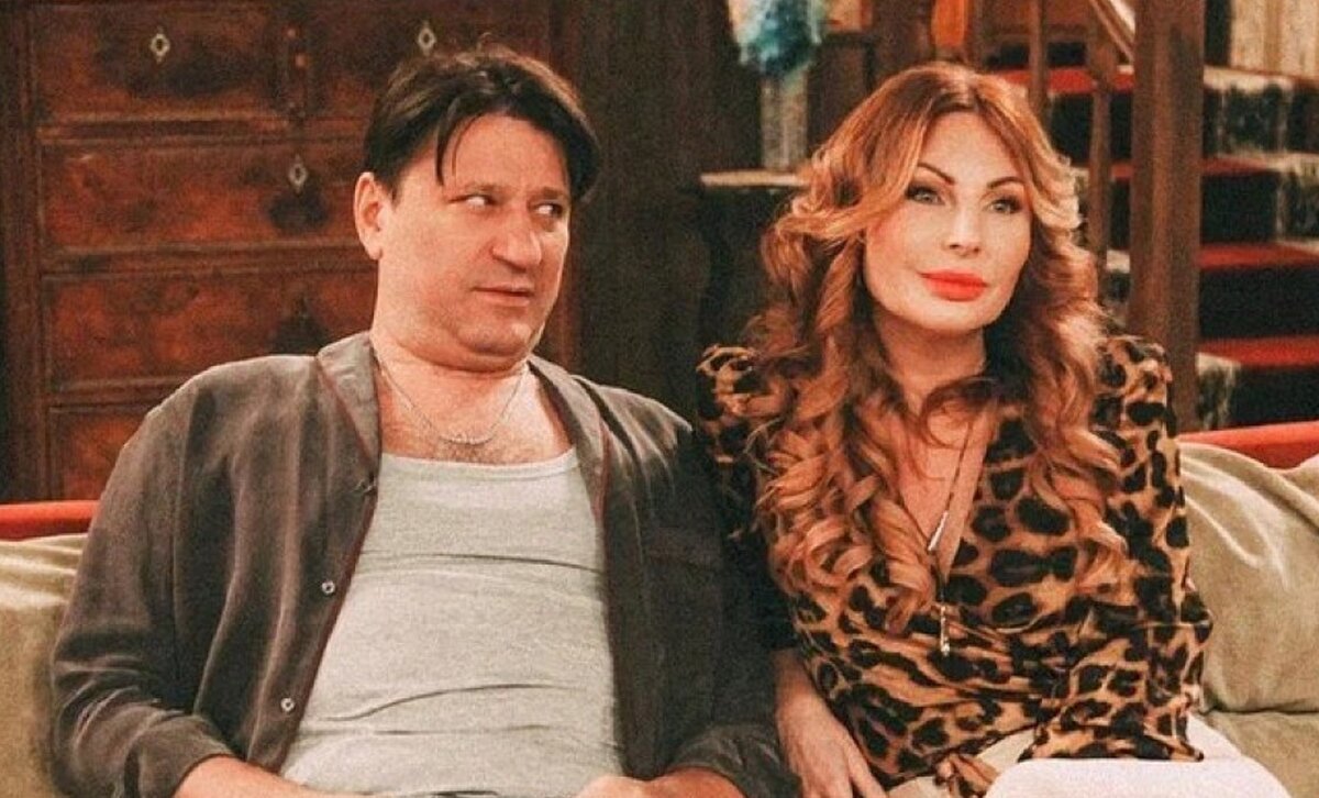 Кадр из сериала «Букины»
