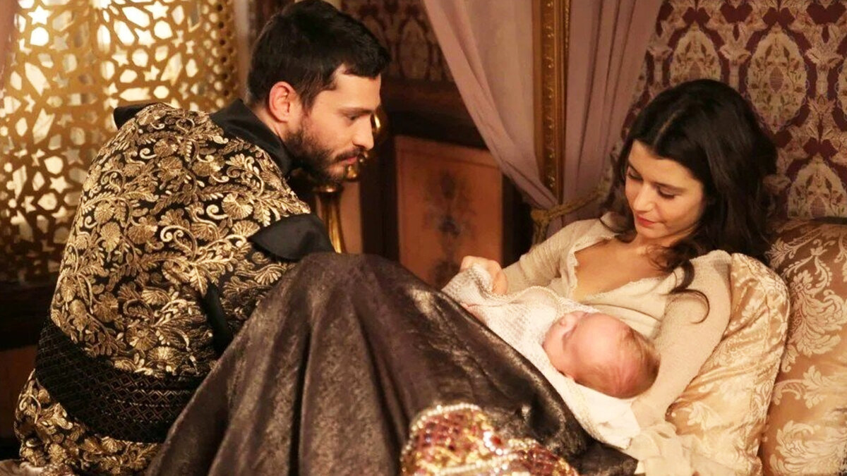 Врачу нельзя было открывать глаза: странности родов в османском гареме