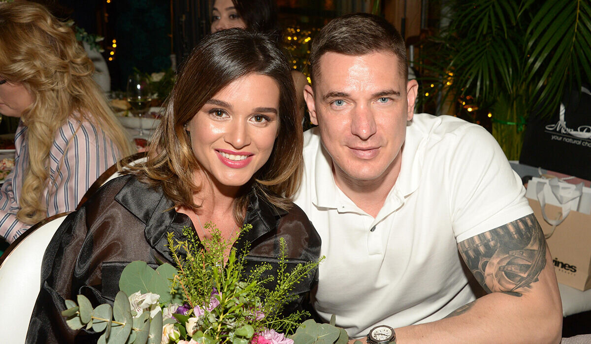 «Не обижаюсь»: муж Ксении Бородиной высмеял статус «звездного альфонса» «Не обижаюсь»: муж Ксении Бородиной высмеял статус «звездного альфонса»