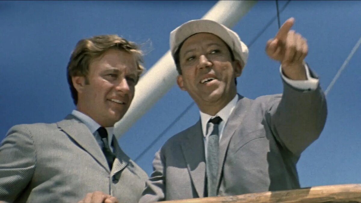 Неудивительно, что жена отказалась от шубы: сколько стоил морской круиз Горбункова в «Бриллиантовой руке» Кадр из фильма «Бриллиантовая рука»