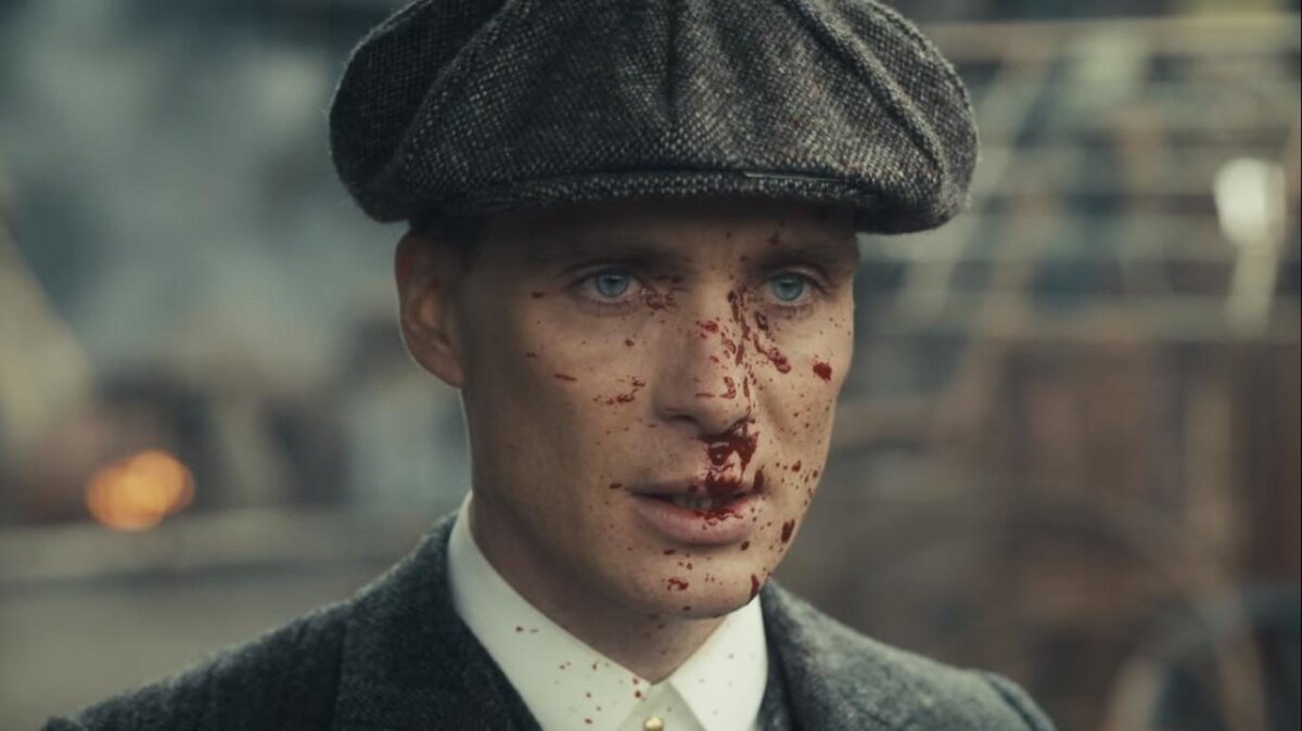 Кадр из сериала "Острые козырьки"