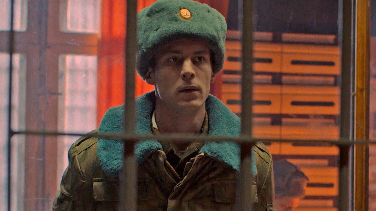 Иван Янковский в сериале «Аутсорс»