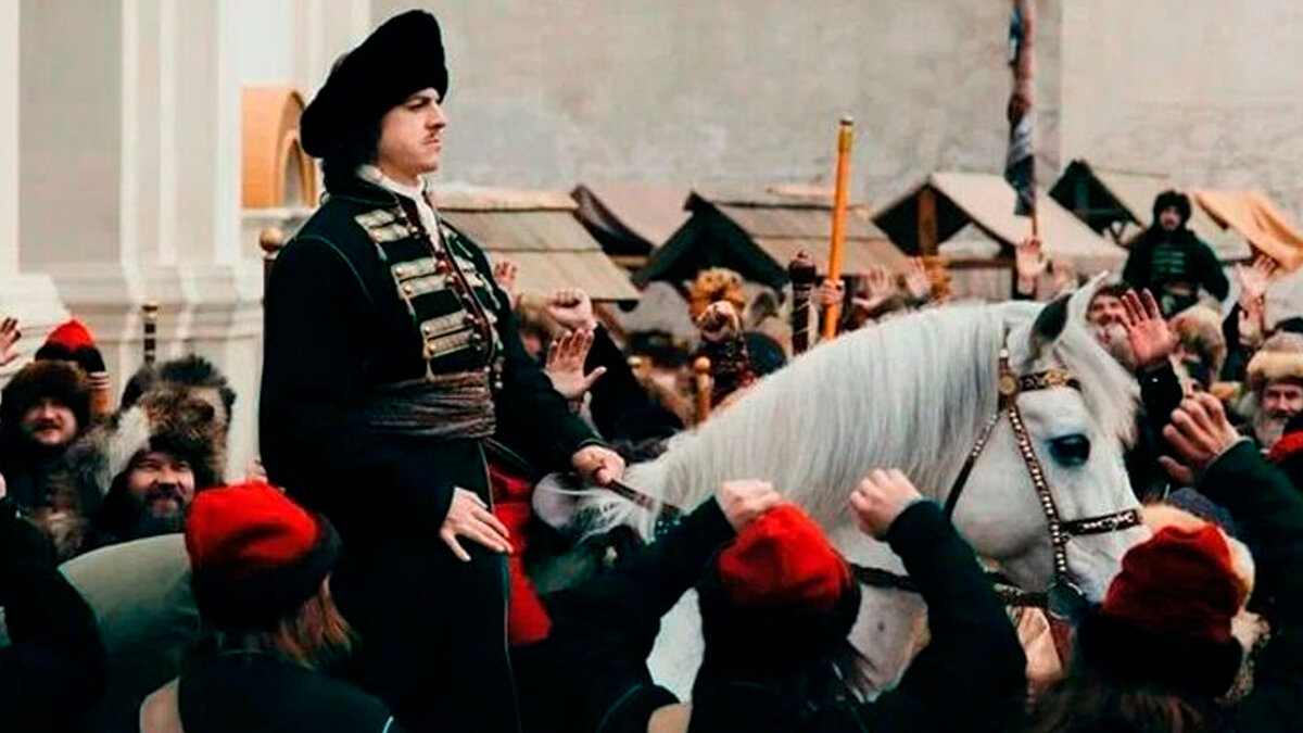 Кадр из сериала «Государь»