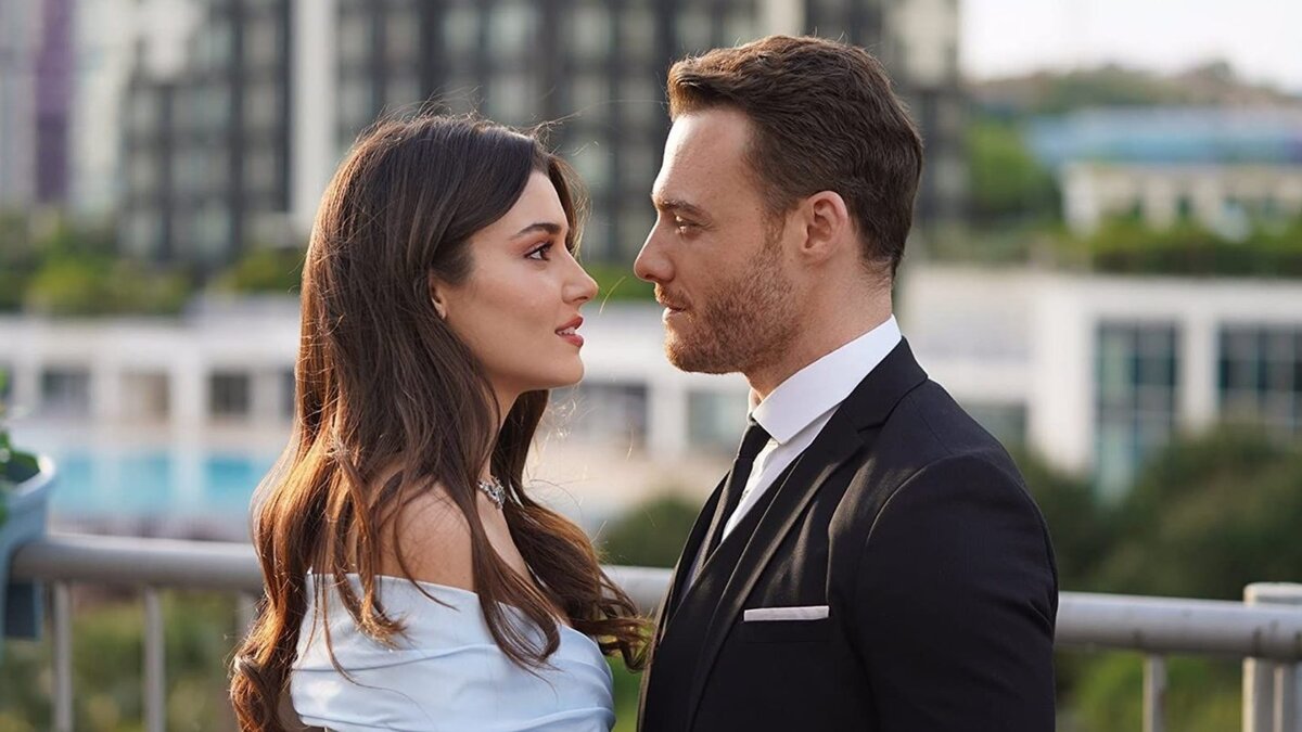 Кадр из сериала «Постучись в мою дверь» (2020-2021)