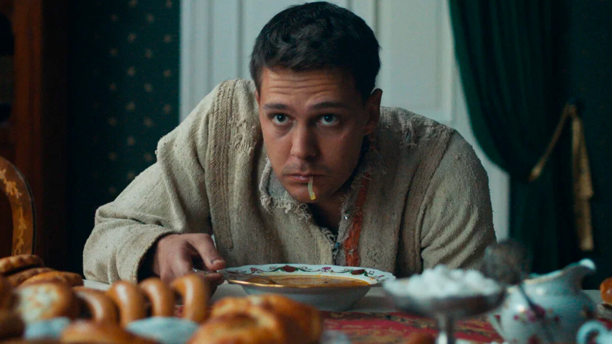 Милош Бикович в сериале «Холоп»