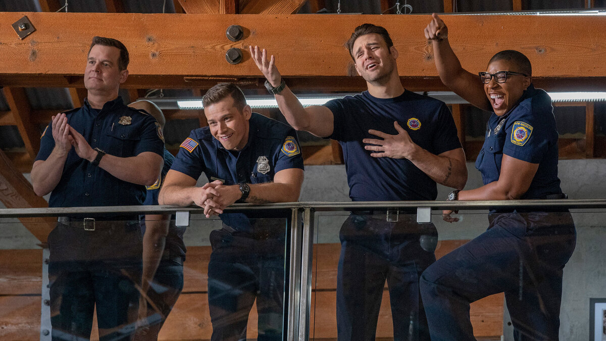 Кадр из сериала «9-1-1»