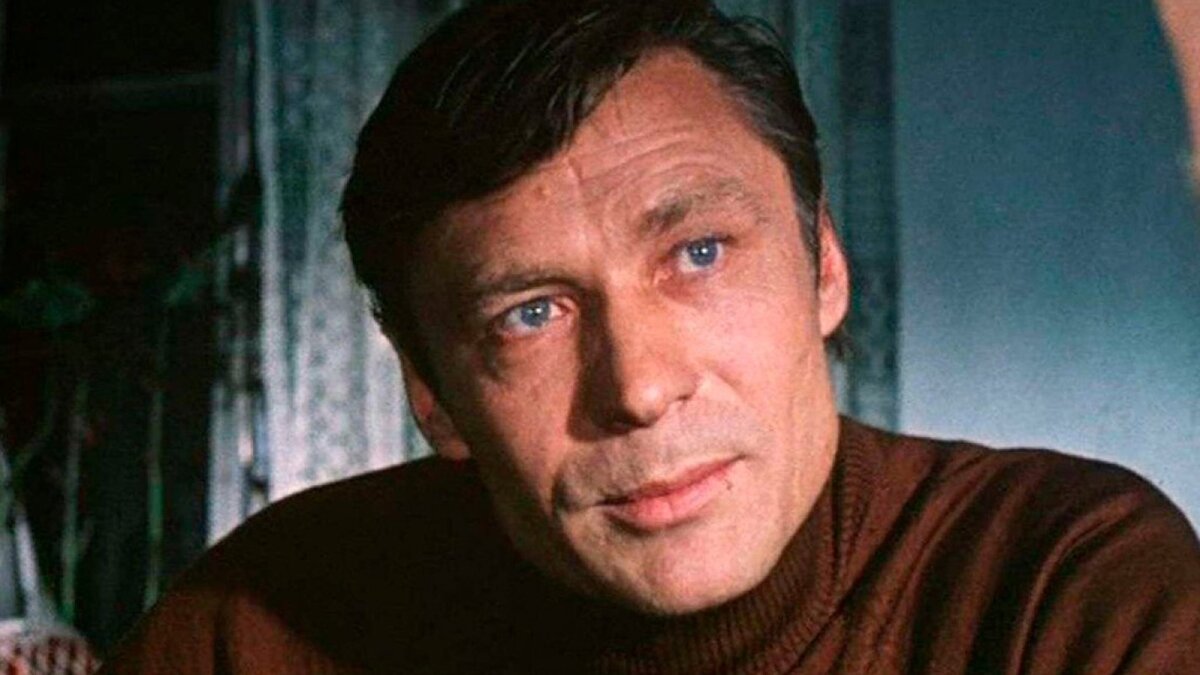 Александр Михайлов в роли Павла