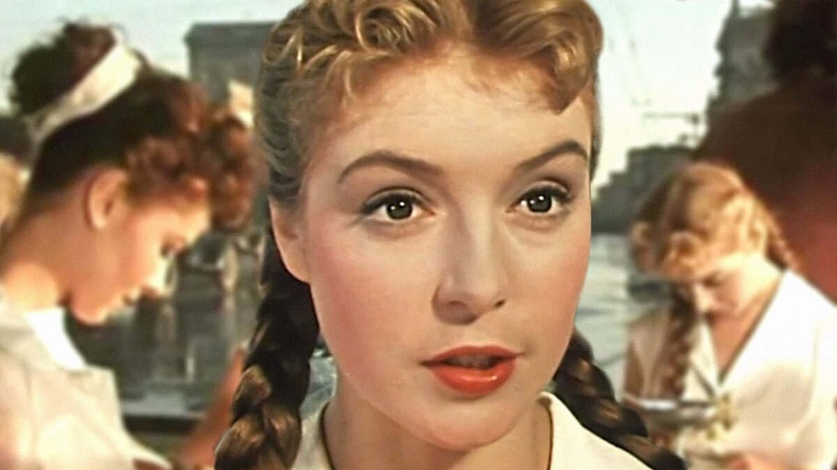 Странно, что в нее влюбился талантливый советский актер: это артистку признали худшей