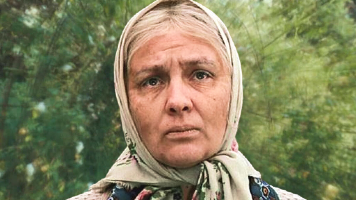 Звезда фильма «Любовь и голуби» стала бабкой благодаря гриму: как на самом деле Шура выглядит в старости