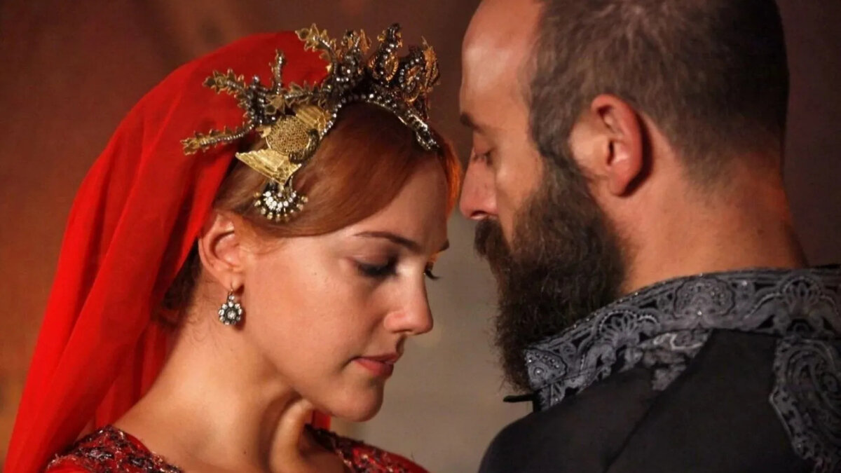 Кадр из сериала "Великолепный век"