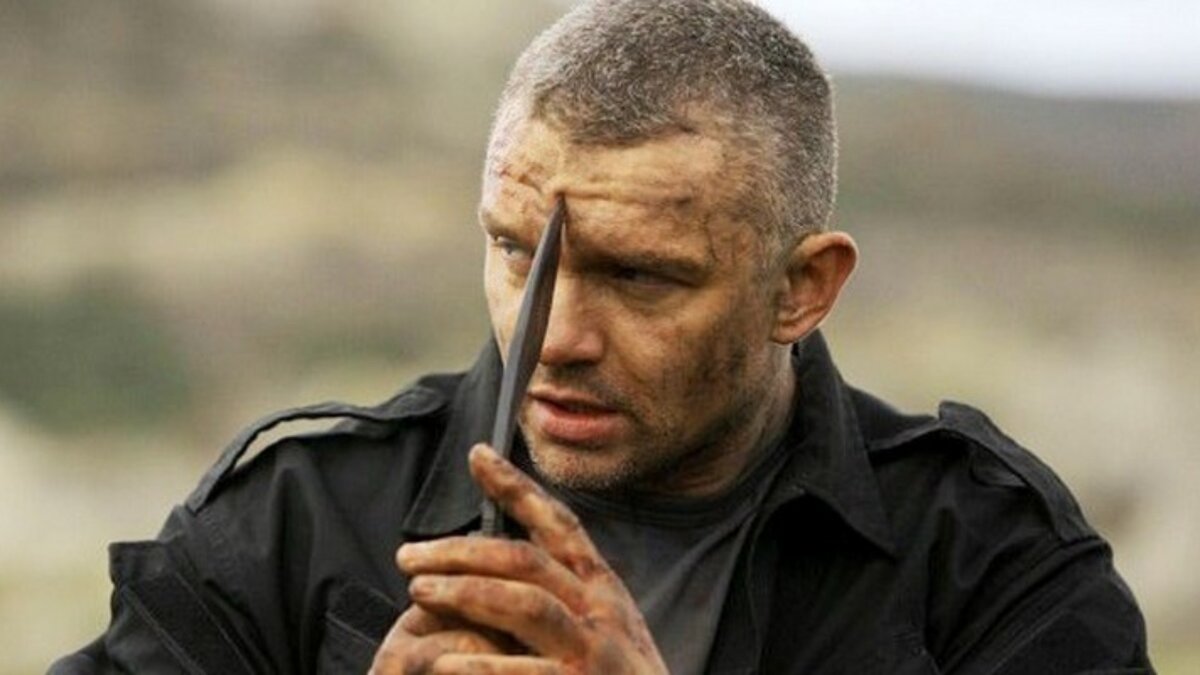 Кадр из сериала «Кремень»