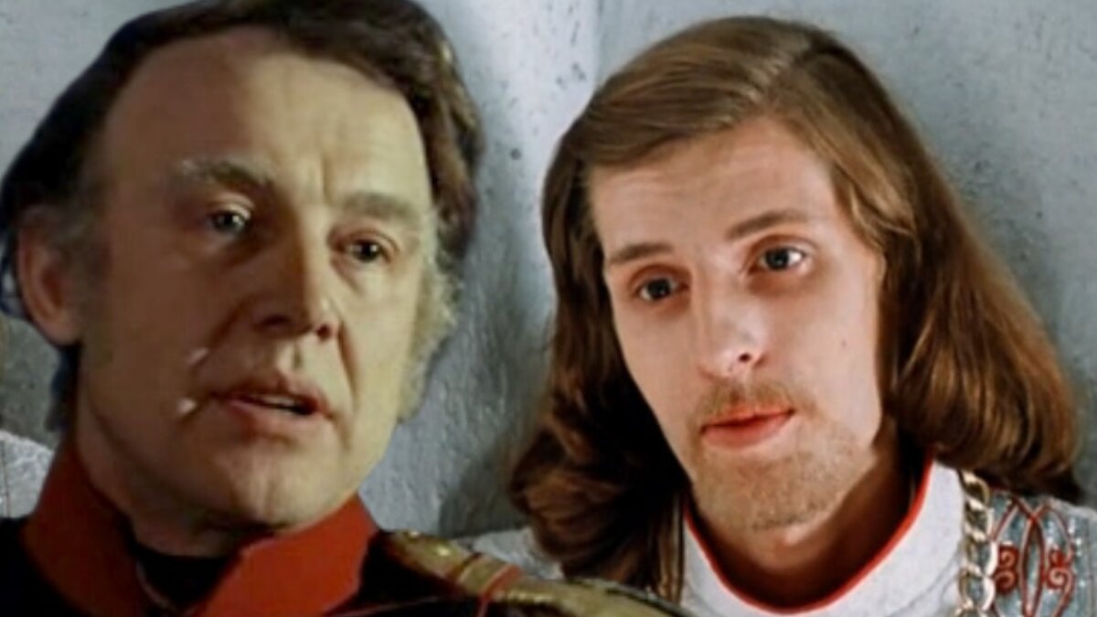 Постарел слишком рано: сын Смоктуновского пугал народ внешним видом Постарел слишком рано: сын Смоктуновского пугал народ внешним видом