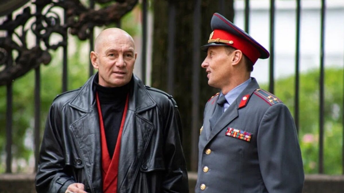 Прекрасная замена «Невскому»? О чем детективный сериал «Комитет» и стоит ли тратить на него свое время