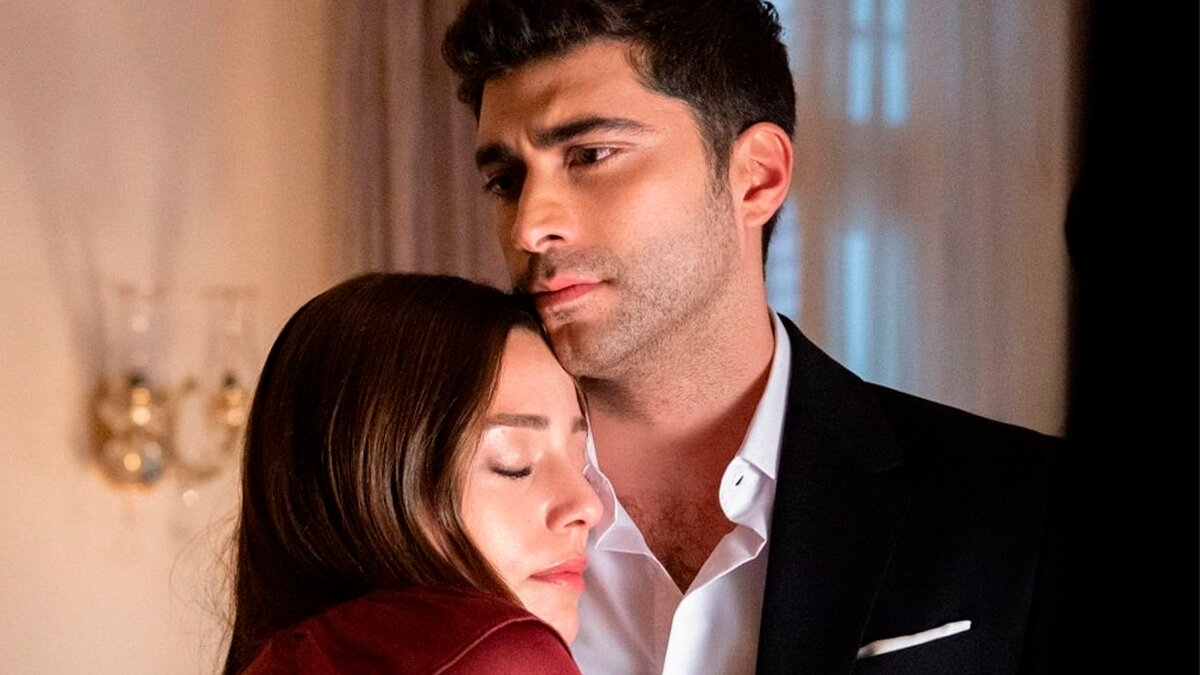Кадр из сериала «Клюквенный щербет»