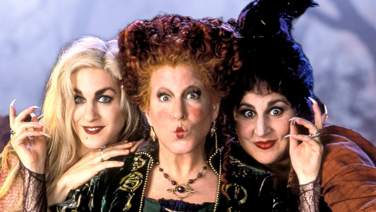 Спустя 30 лет: как изменились ведьмочки из любимого миллионами фильма «Фокус-покус»