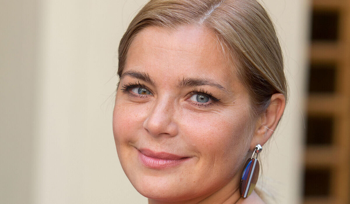 «Такая страстная! Не узнать»: 42-летняя Ирина Пегова блеснула смелым декольте 