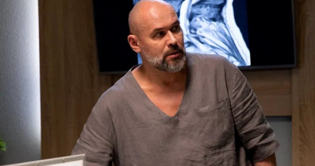 Максим Аверин в сериале «Склифосовский»