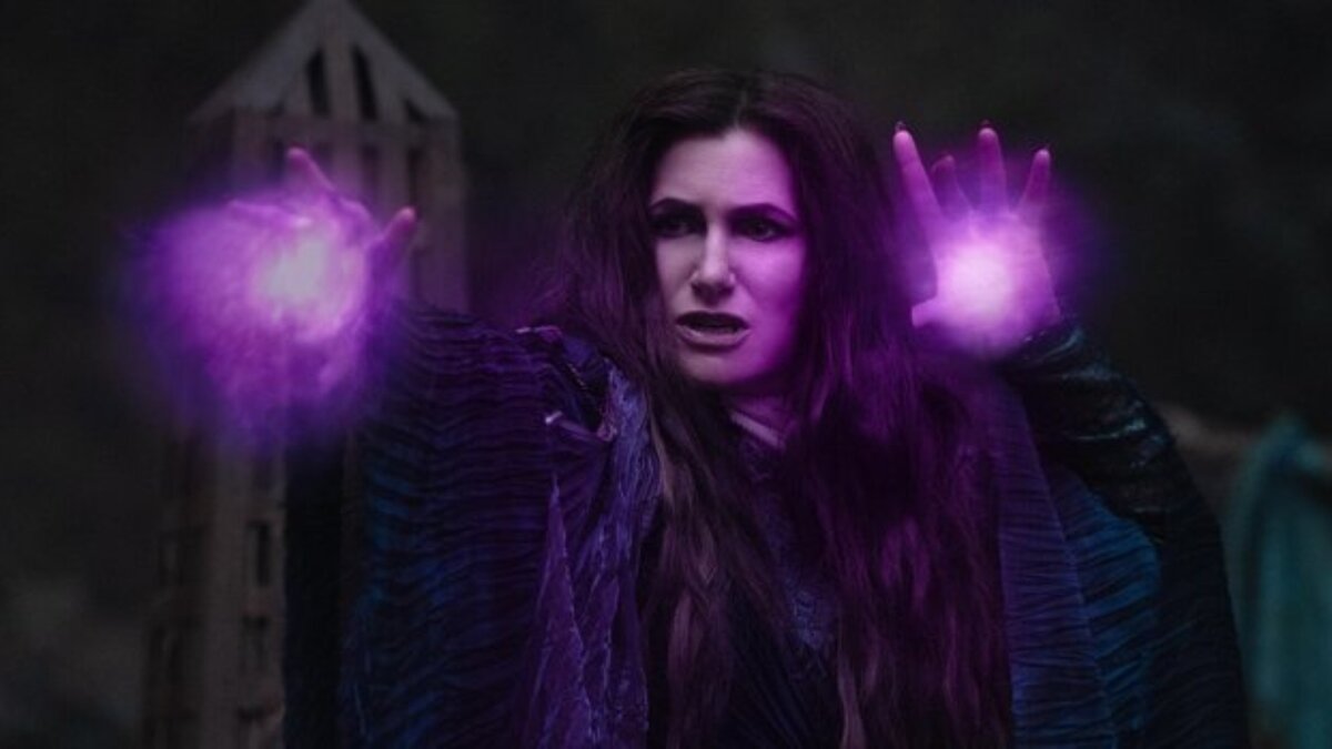 «Невозможно оторвать глаз»: чем так хорош новый сериал от Marvel «Это все Агата» —спин-офф «Ванда⁠/⁠Вижн»