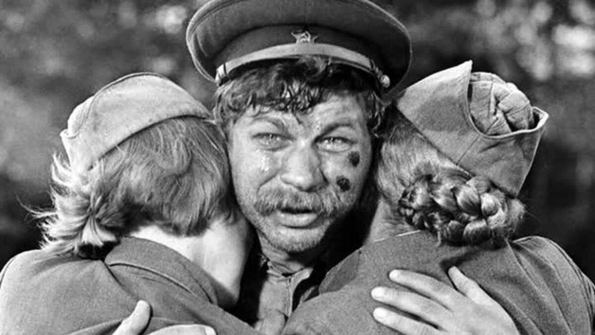 Французы считали, что в СССР не умеют снимать кино: посмотрели «А зори здесь тихие» и признались, что не правы