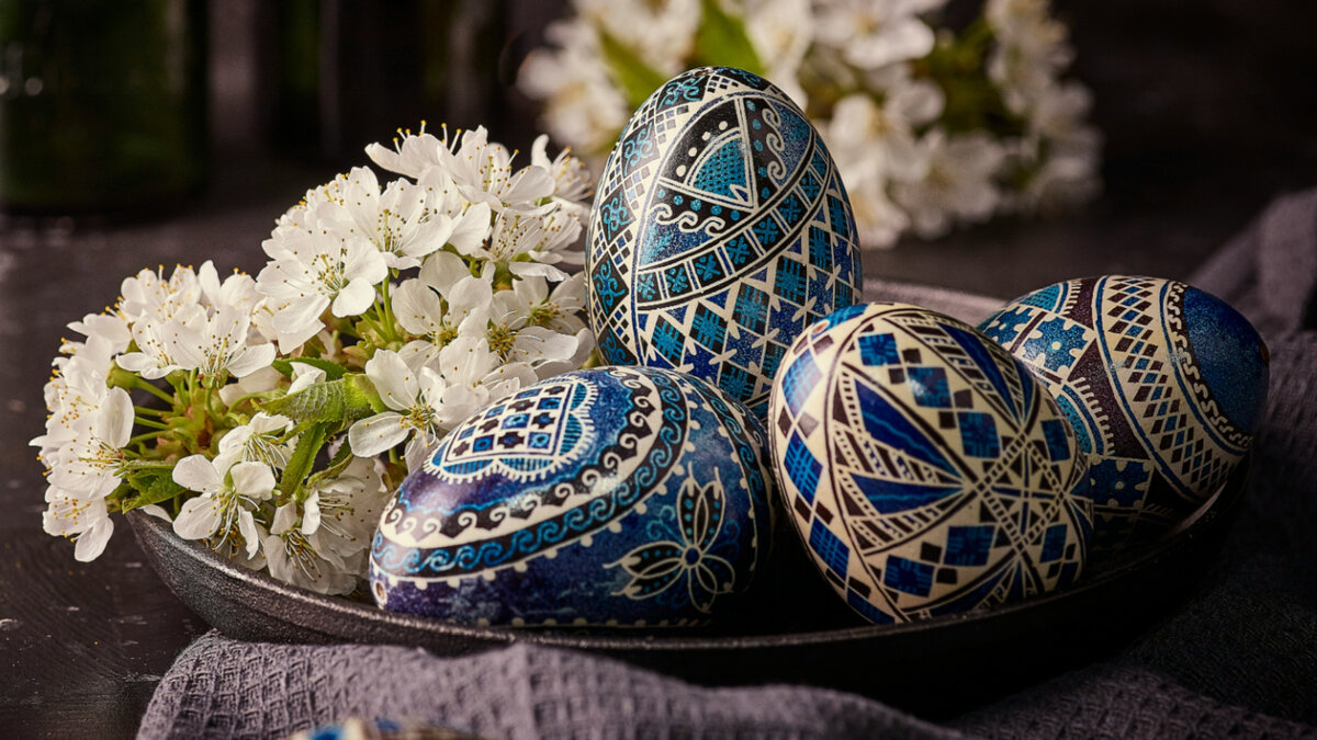 6 самых необычных способов покрасить яйца на Пасху: получатся красивее, чем Фаберже