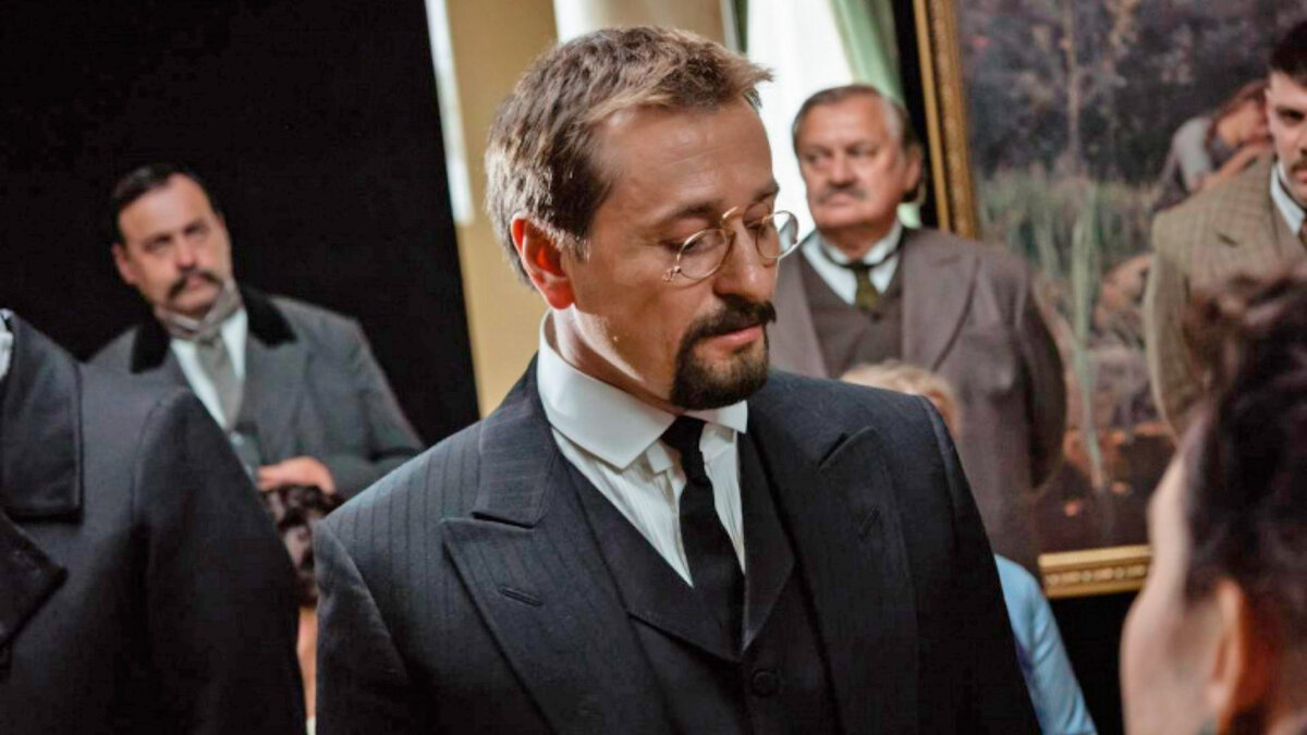 Кадр из сериала «Плевако»