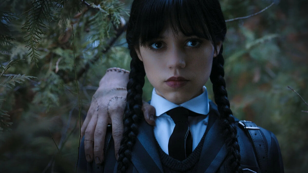 Кадр из сериала «Уэнсдэй»