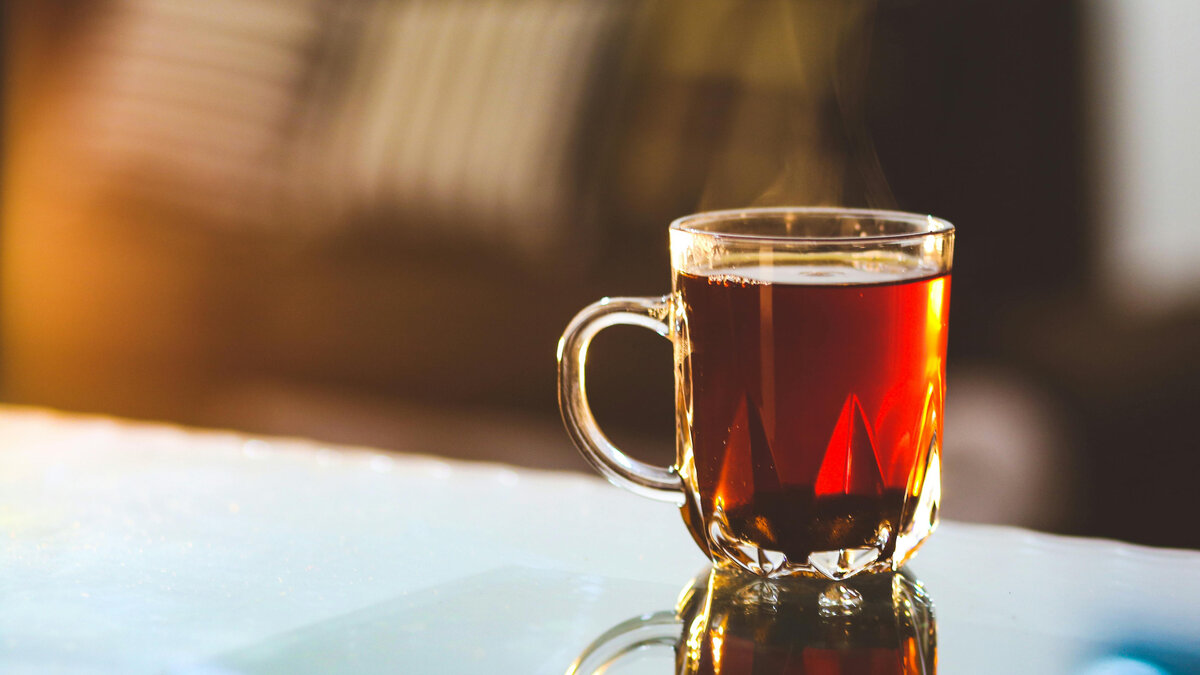Отличная альтернатива обычному чаю: согревающий напиток фронтовиков с двумя ингредиентами