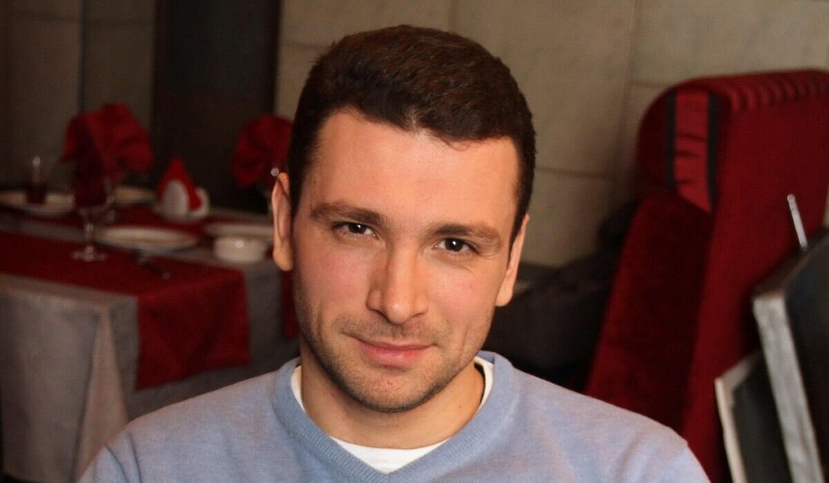 «Цинично и мило»: Антон Хабаров рассекретил съемочный процесс