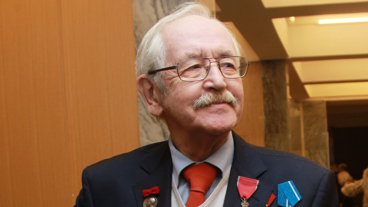 «Чудо может произойти»: врач оценила шансы 89-летнего Василия Ливанова на восстановление