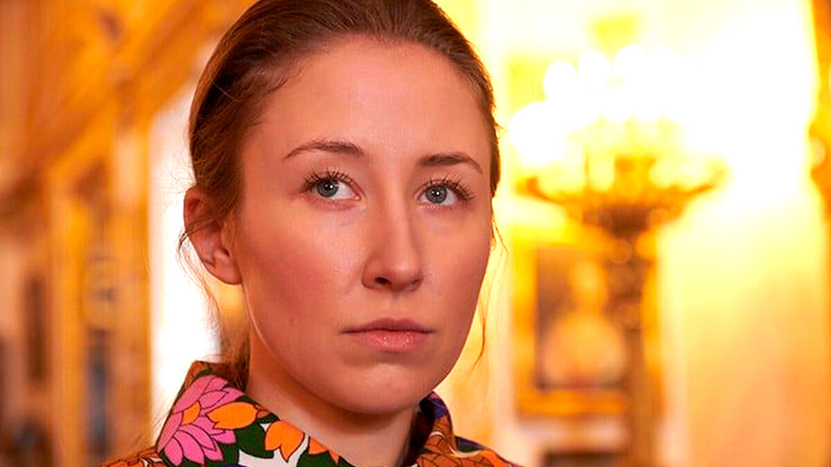 Кадр из сериала «Хлоя»