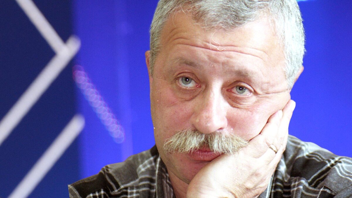 Вот как Якубович выглядит без усов