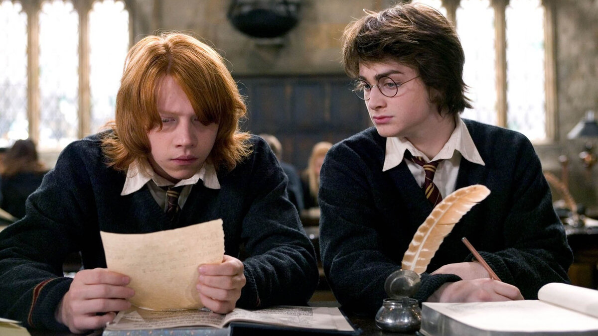 Фанаты уверены: лучший друг Гарри Поттера не тот, кем кажется — и даже Роулинг не стала отмалчиваться