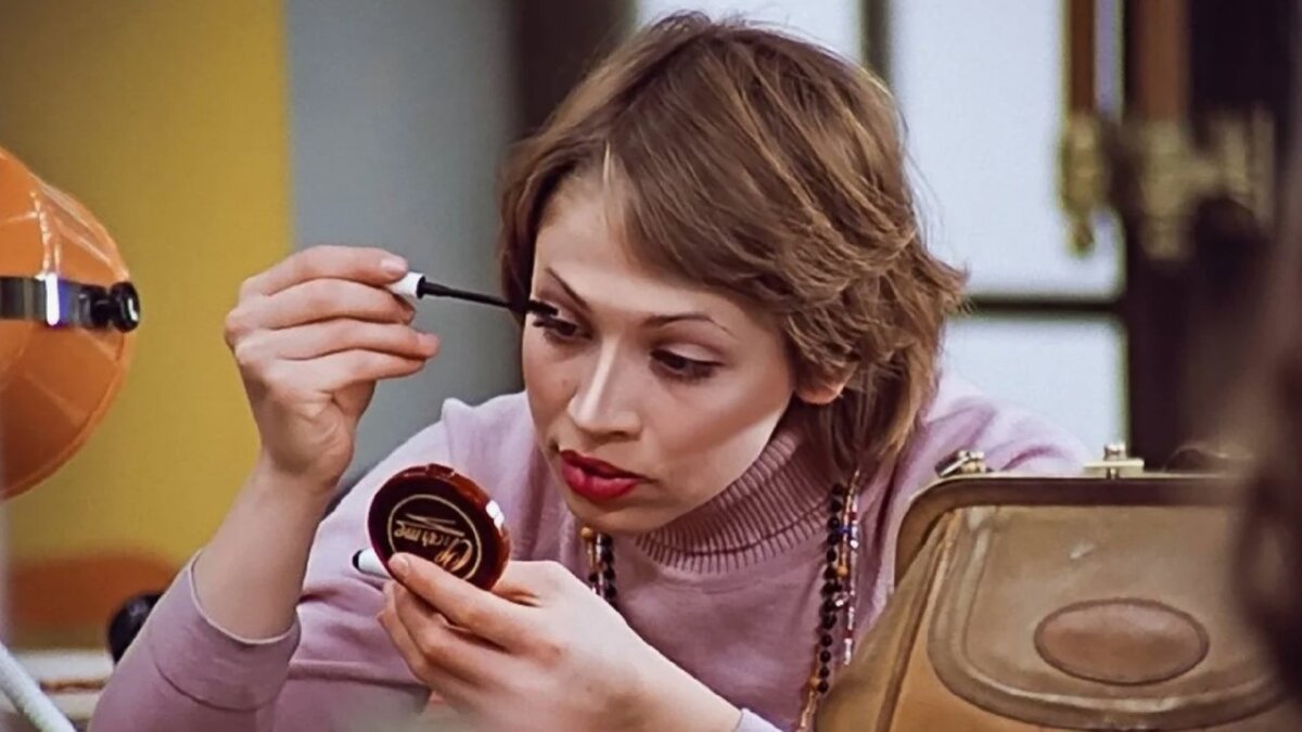 10 российских актрис, которые осмелились показать лицо без тонны «штукатурки» и фильтров