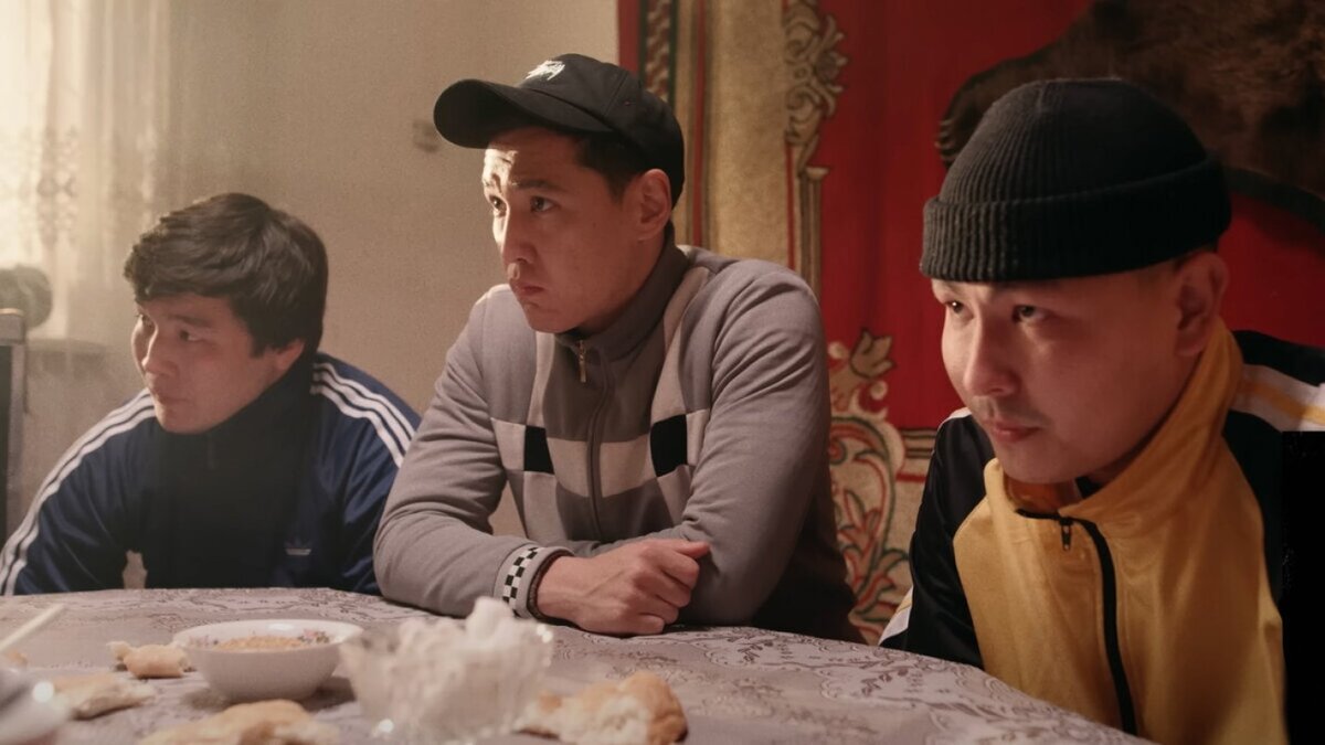 Эти 5 казахских комедий скрасят унылый вечер: у всех — рейтинг не ниже семерки