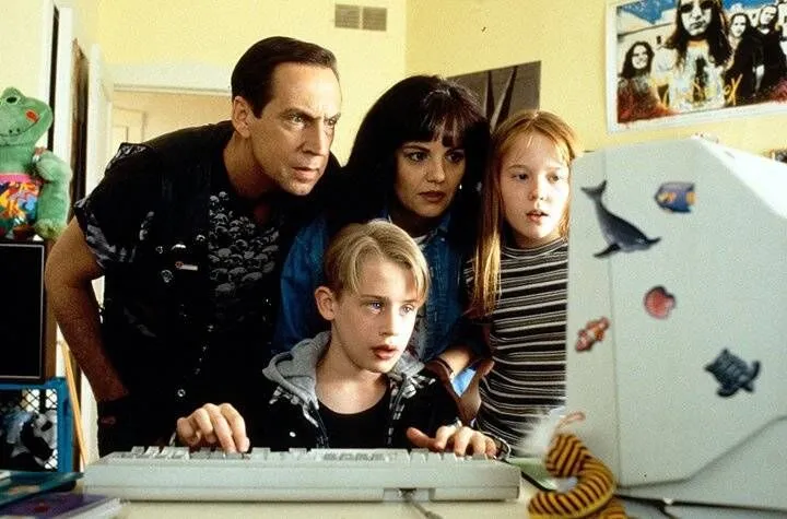 Still from the movie 'Richie Rich' (1994)