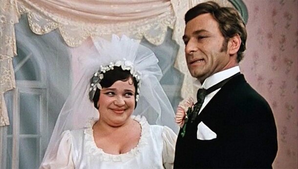 Тест: угадайте фильм СССР по свадебному кадру - справятся только истинные фанаты советского кино Тест: угадайте фильм СССР по свадебному кадру - справятся только истинные фанаты советского кино