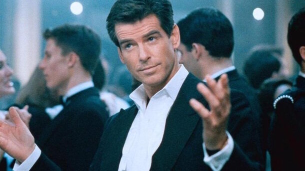 Still from the movie 'The Thomas Crown Affair' (1999)