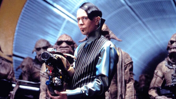 Still from the movie 'The Fifth Element' (1997)
