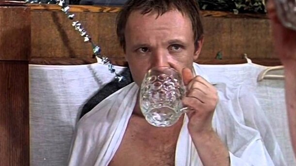 «Ирония судьбы» узнается с первого кадра: вот 5 других фильмов СССР – вспомните их по банным сценам? (тест) «Ирония судьбы» узнается с первого кадра: вот 5 других фильмов СССР – вспомните их по банным сценам? (тест)