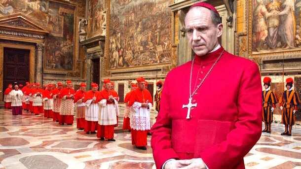 Stills from the movie 'Conclave' (2024)