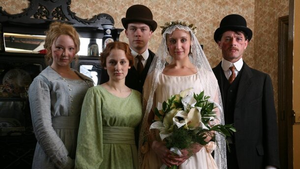 Фанатам «Аббатства Даунтон» нельзя пропускать этот сериал: такой же атмосферный, но всего 8 серий