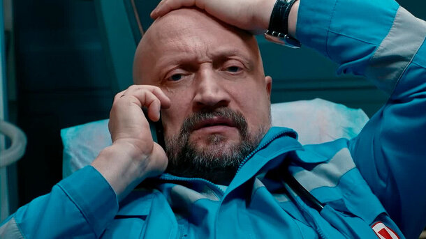 «Лысый, толстый, старый — ни рыба, ни мясо»: в 8 сезоне «Скорой помощи» хейт обрушился и на Куценко, а все из-за сценария «Лысый, толстый, старый — ни рыба, ни мясо»: в 8 сезоне «Скорой помощи» хейт обрушился и на Куценко, а все из-за сценария