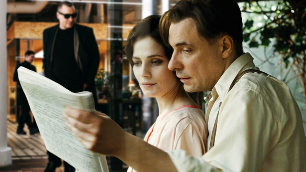 Женщины ставят 7.7, мужчины «смотрят залпом»: эта комедийная драма – фаворит 2025-го, а еще со звездой скандального «Мастера и Маргариты» Женщины ставят 7.7, мужчины «смотрят залпом»: эта комедийная драма – фаворит 2025-го, а еще со звездой скандального «Мастера и Маргариты»