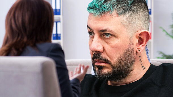 От «полного фуфла» до «дымящегося навоза»: психолог объяснила, почему Лебедев так «громко» критикует фильмы