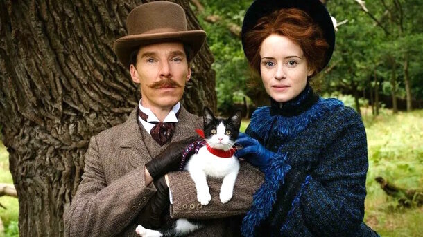Still from the movie 'The Electrical Life of Louis Wain' (2021)