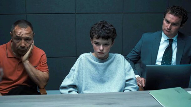 Кадр из сериала «Переходный возраст»